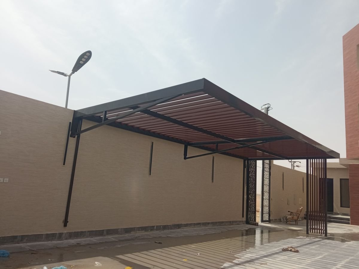 مظلات استراحات حديثة في الخبر